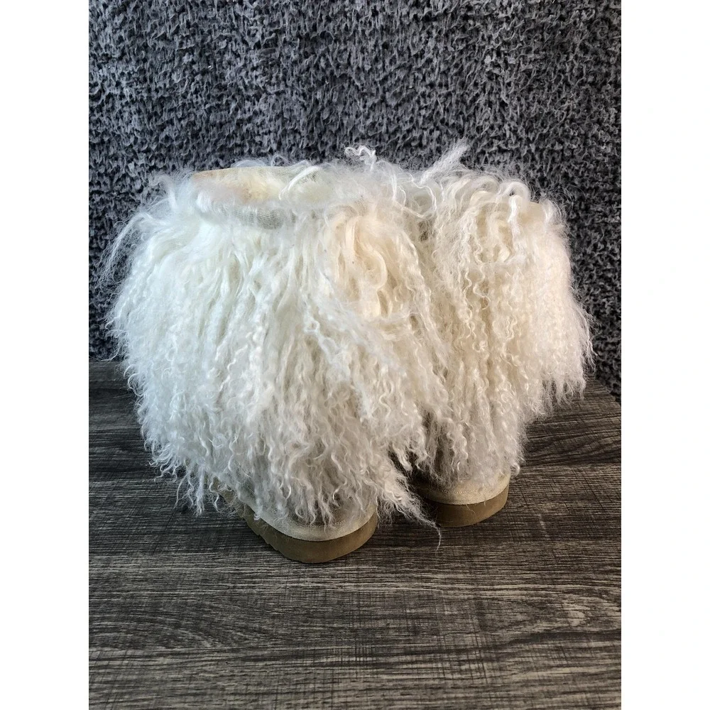 UGG Boots Womens Size 6 White Suede Shearling Fur Cuff Lined Winter 1875